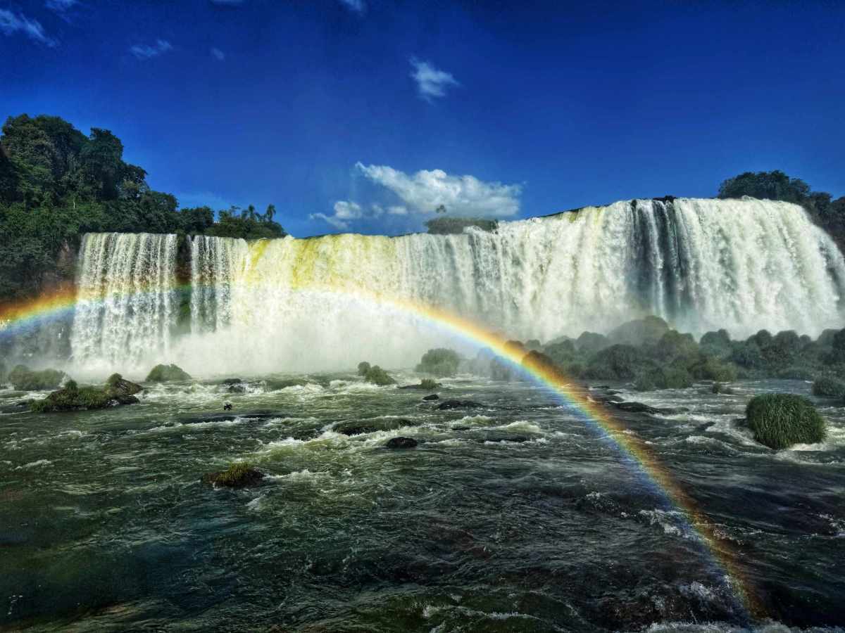 Essential Tips for Visiting Iguazu Falls: A Traveler’s Guide